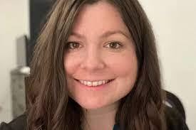 Lyndsey Murray's Instagram, Twitter & Facebook