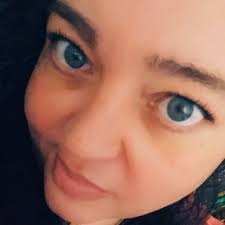 Wanda Ernst (@wandacloudworld)