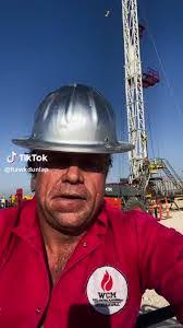 Justin Shannonhouse's Instagram, Twitter & Facebook