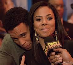 Michael Ealy prefers mixed or brunette olive skin women.