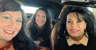 Sharon Moss's Instagram, Twitter & Facebook