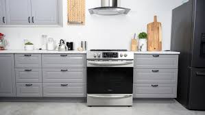 Frigidaire is the us consumer and commercial home appliances brand subsidiary of european parent company electrolux. Frigidaire Gallery Fgeh3047vf Electric Range Review Reviewed