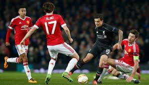 Memasukkan bola ke gawang lawan (gol) salah satu tujuan utama dalam permainan sepak bola adalah mencetak gol. Pengertian Sepak Bola Definisi Sejarah Aturan Tujuan Lengkap