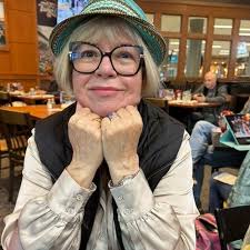 Will be thinking of you and your Mum this weekend. We were lucky enough to  see her live in Bristol during her last tour. She was absolutely wonderful!  Holding you and your