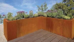 Pin Von Gil Auf Metalldesign Outdoor Hochbeet Bepflanzung Cortenstahl