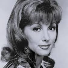 Joanne Meredith's Instagram, Twitter & Facebook