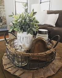 79 Beautiful Farmhouse Coffee Table Design For Living Room Livingroomdecoride Table Centerpieces For Home Farmhouse Table Centerpieces Table Decor Living Room