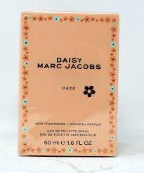 The juiciness of apricot radiates a sweet and sparkling sensuality. Amazon Com Daisy Daze By Marc Jacobs Eau De Toilette Spray 1 6 Oz Beauty