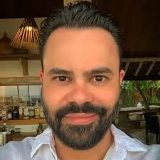 Dr. Leandro Menezes (@menezes_leandro)