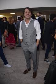 António pedro dos santos cerdeira (monte estoril, 1 de junho de 1970) é um actor português. Antonio Pedro Cerdeira Pondera Ficar Com Filho De Eduardo Beaute