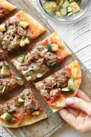 This homemade bbq chicken flatbread recipe is the ideal party dish. Chicken Sausage Flatbread Pizza Simply Sissom