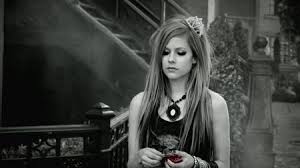 Black And White Music Video Female Singer 2000s Avril Lavigne Desktop Nexus Wallpapers Avril Lavigne Avril Lavingne Moisturizer For Dry Skin