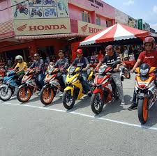 Honda rs150r v2 2019 sudah berada di kedai lima warna. Honda Rs150r Owners Organised Gombaking Ride Silaturrahim To Perak Bikesrepublic