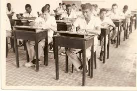 A educação em tempos atrás. Como era?