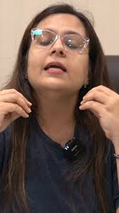 Aashir and Neha Kiss