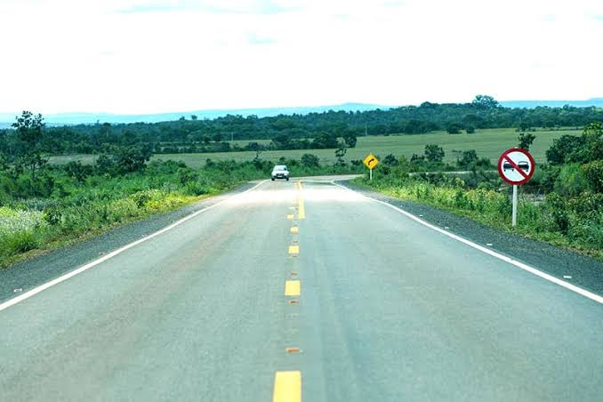 A Tribuna MT - Em Mato Grosso: Governo licita mais de 200 km de asfalto novo para rodovias