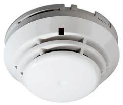 Por otra parte, este tipo de detector de humo puede monitorear una habitación o un espacio de alrededor de unos 30 m² con una altura de 6 m. Mantenimiento De Detectores De Humo