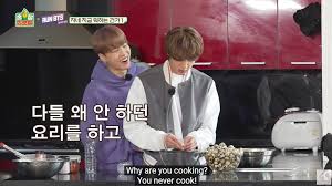 The shell will come off like this. Bora On Twitter Jimin Said Why Is Everyone Who Usually Doesn T Cook Cooking And Peeling Quail Eggs Another Missing Caption Doesn T Usually Cook Https T Co 76yt4srway