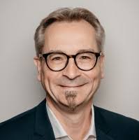 500+ “Pamer” profiler