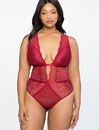 Scroll through the slideshow above to see if your favorite lingerie models made the list. 19 Stunning Plus Size Lingerie Sets That Ll Make Your Valentine Swoon Huffpost Life