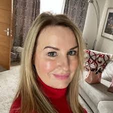 Carole Stroud's Instagram, Twitter & Facebook