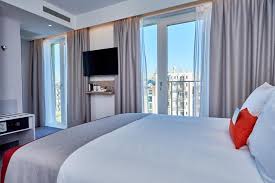 View deals for holiday inn resort kandooma maldives, an ihg hotel, including fully refundable rates with free cancellation. Holiday Inn Express Amsterdam City Hall An Ihg Hotel Amsterdam Aktualisierte Preise Fur 2021