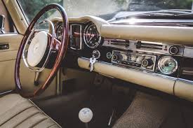 Pieces Detachees Pour Mercedes Anciennes 230 250 280 Sl Mercedes Ancienne Mercedes Mercedes Classique