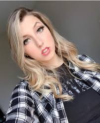 Abby and Mel 😍❤ sisters for life