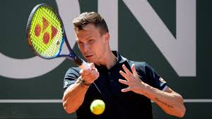 Marci grabbed his first tennis racket when he was 5 years old, at the local tennis club, in his hometown nyíregyháza. Fucsovics Marton A Vilagranglista Elso Harminc Helyere Palyazik 24 Hu