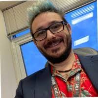 Damian Bradley's Instagram, Twitter & Facebook