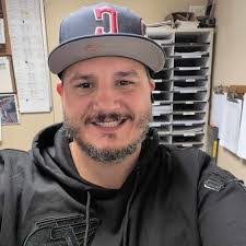 Bonnie Cuthbert's Instagram, Twitter & Facebook