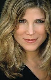 Stephanie Sampson's Instagram, Twitter & Facebook