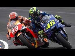 Best Battle Rossi Vs Marquez All Of Time Motogp Youtube Valentino Rossi Yamaha Motogp Motogp