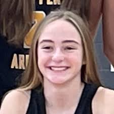 Elizabeth Poling's Instagram, Twitter & Facebook