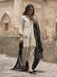 Black And Off White Three Piece Pakistani Silk Dress By Misha Lakhani Pakistani Fashion Casual Pakistani Dresses Casual Pakistani Fashion