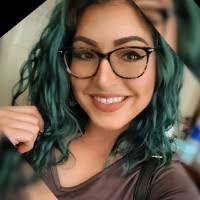 Serena Gross's Instagram, Twitter & Facebook