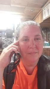 Do cyclists shower before a ride?