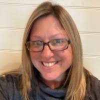 Allison Avery's Instagram, Twitter & Facebook