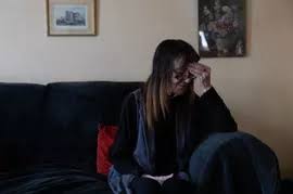 Jamestown mum attacks schoolgirl