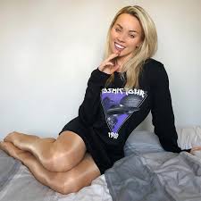 Gabrielle Taylor - Pantyhose Fetish Models - Sheer Porn