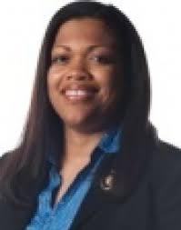 Dr. Lynette Maxwell Pierce DDS, Dentist