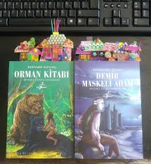 Zeynebin Vitrini Adli Kullanicinin Kitap Ayiraci Anahtarlik Panosundaki Pin 2020 Kitap