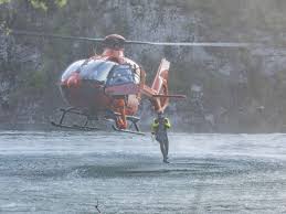 Die verordnung, die das landratsamt. Drama Am Konigssee Zwei Junge Manner Ertrinken Beim Baden In Wasserfall Sn At