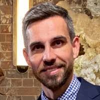 Karl Hinton's Instagram, Twitter & Facebook