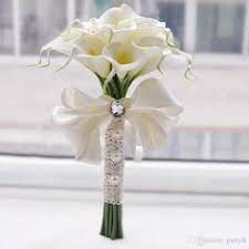 Bunga tulip ini juga merupakan bunga yang melambangkan rasa cinta dan keindahan dunia. 9 Bunga Tangan Ideas Wedding Bouquets Wedding Flowers Calla Lily