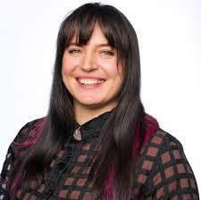 Bernadette Knight's Instagram, Twitter & Facebook