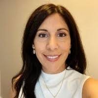 Linda Tomaselli's Instagram, Twitter & Facebook