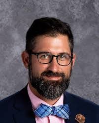 Frank Seale's Instagram, Twitter & Facebook