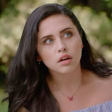 La manera en la que Disney nos quería hacer creer que ella no era atractiva  -ᗪᗩᑎ