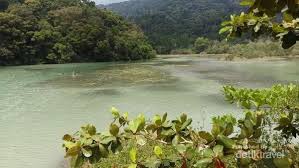 Bagaimana danau air asin ditemukan di bawah permukaan mars? Keajaiban Malaysia Ada Danau Air Tawar Di Tepi Pantai